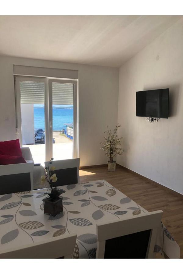 Beach Front Paradise Apartment Sukošan Esterno foto
