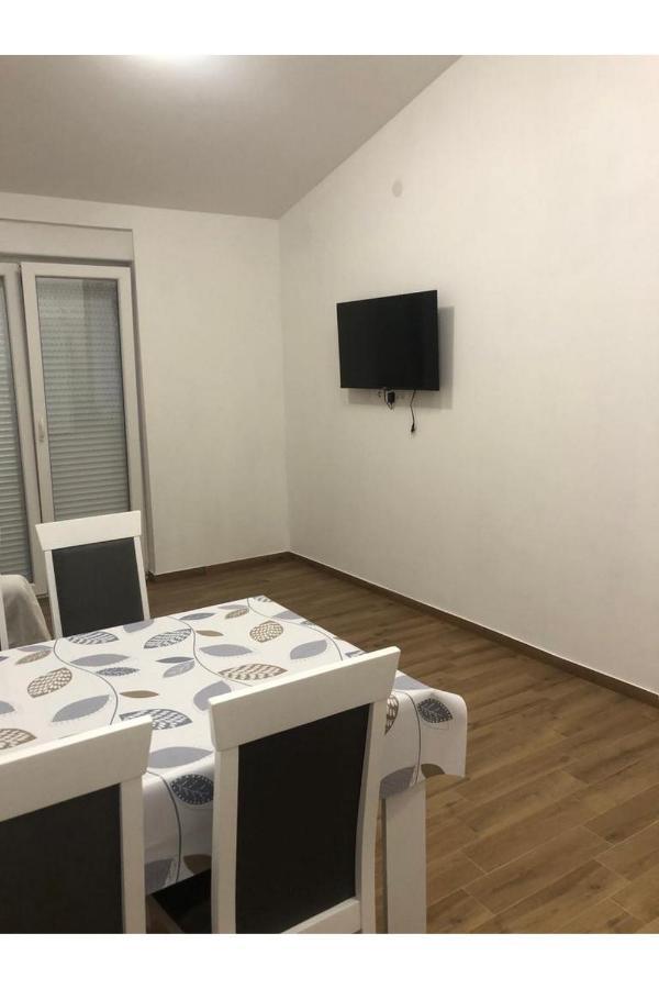 Beach Front Paradise Apartment Sukošan Esterno foto