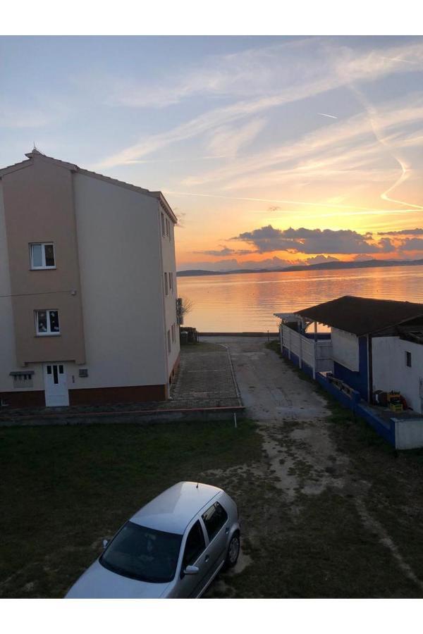 Beach Front Paradise Apartment Sukošan Esterno foto