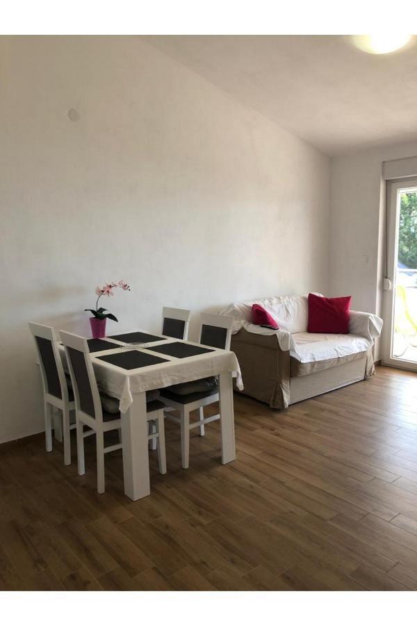 Beach Front Paradise Apartment Sukošan Esterno foto